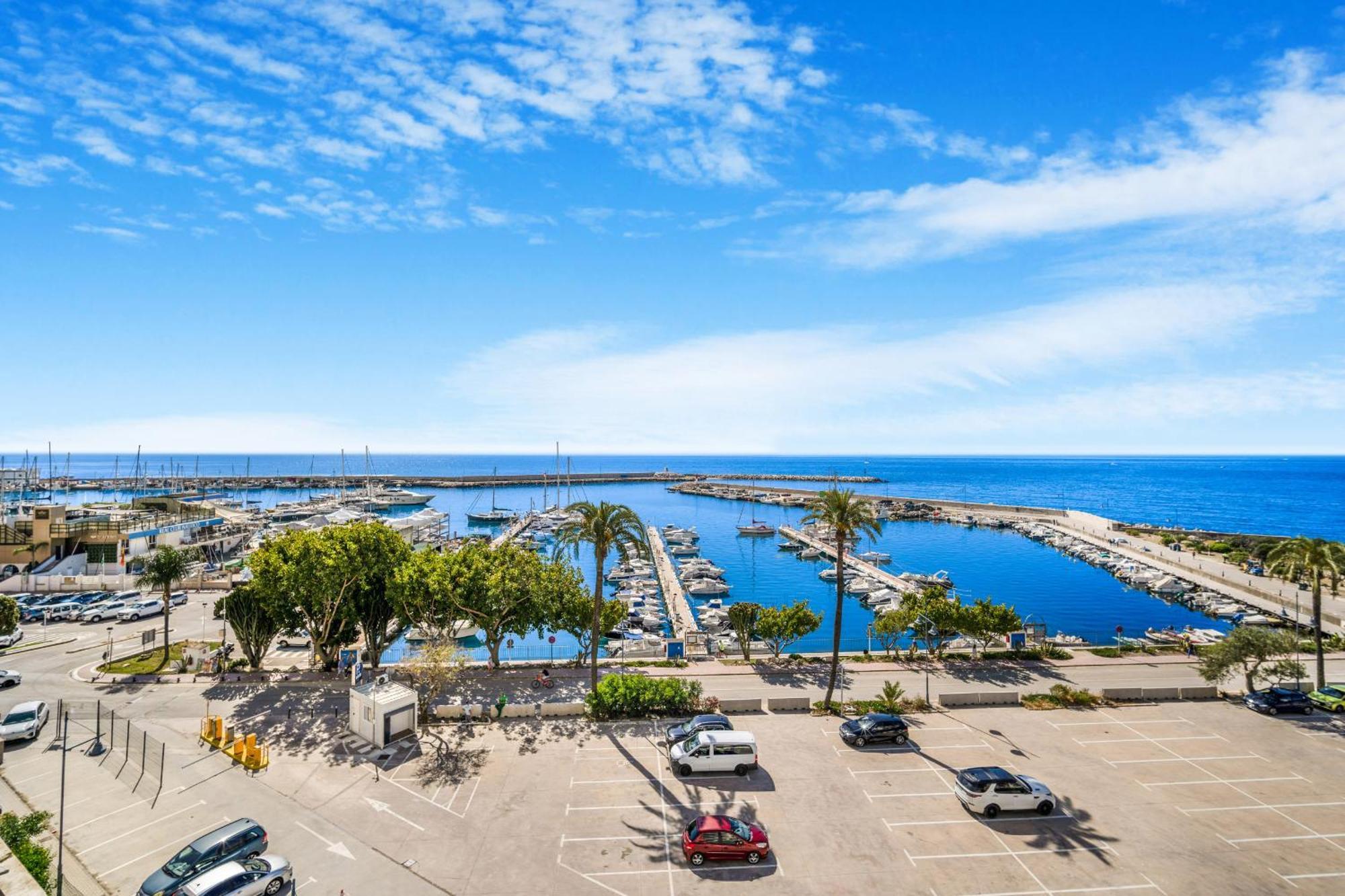 Harbour Sea Front Apartment